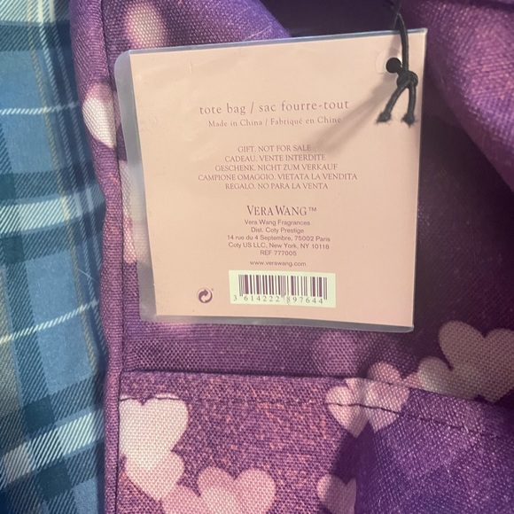 Vera Wang Princess Tote Bag - Picture 4 of 7